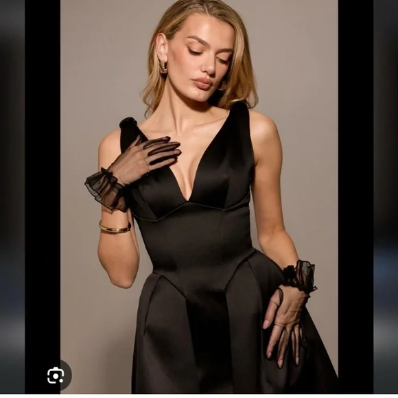 House of CB Paloma Satin Black Dress - Picture 3 of 4